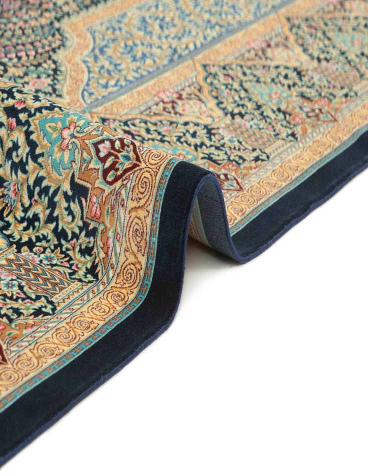 Detail image of  6' 6 x 9' 6 Ghom Design Rug