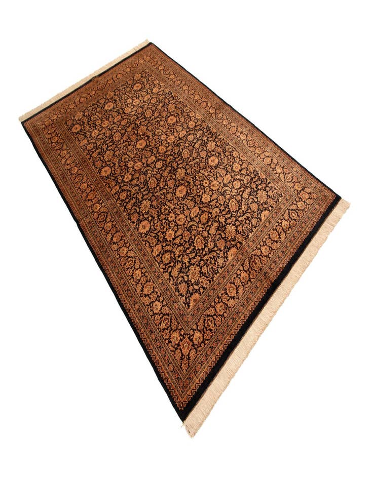 Detail image of  4' 11 x 7' 9 Ghom Rug