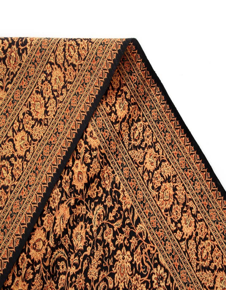 Detail image of  4' 11 x 7' 9 Ghom Rug