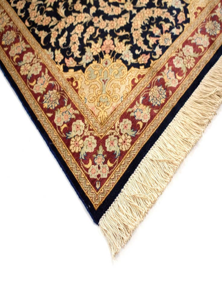 Detail image of  2' 7 x 4' Ghom Silk Rug