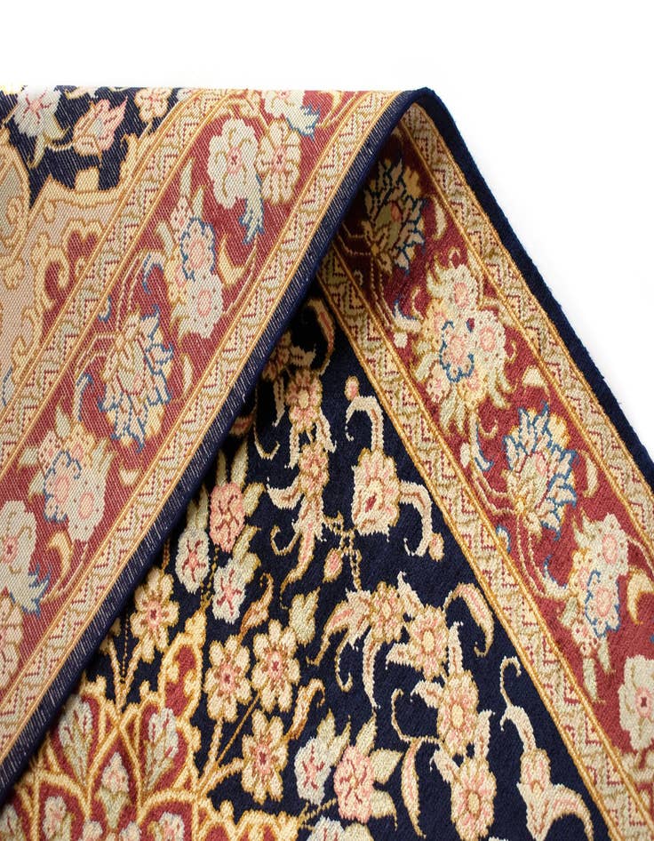 Detail image of  2' 7 x 4' Ghom Silk Rug