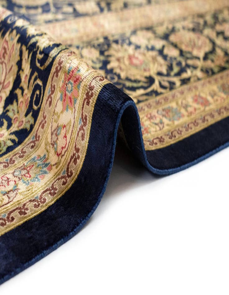 Detail image of  7' 11 x 11' 1 Ghom Silk Rug