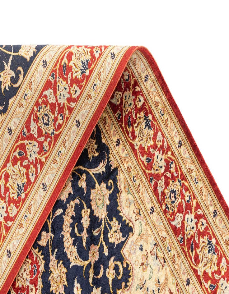 Detail image of  2' 7 x 4' Ghom Silk Rug