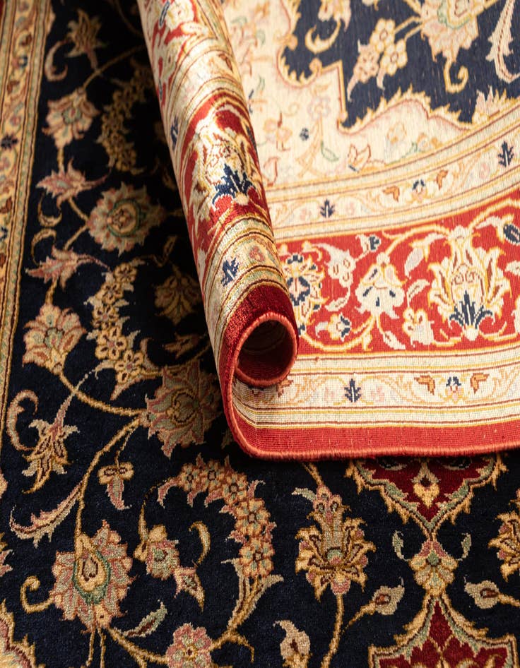 Detail image of  2' 7 x 4' Ghom Silk Rug