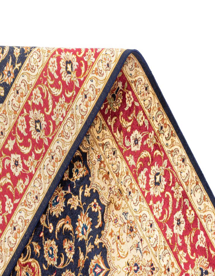 Detail image of  2' 7 x 4' Ghom Silk Rug