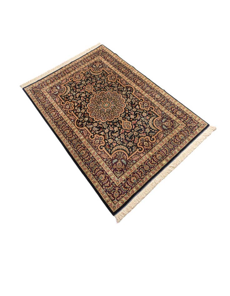 Detail image of  4' 4 x 6' 6 Ghom Silk Rug