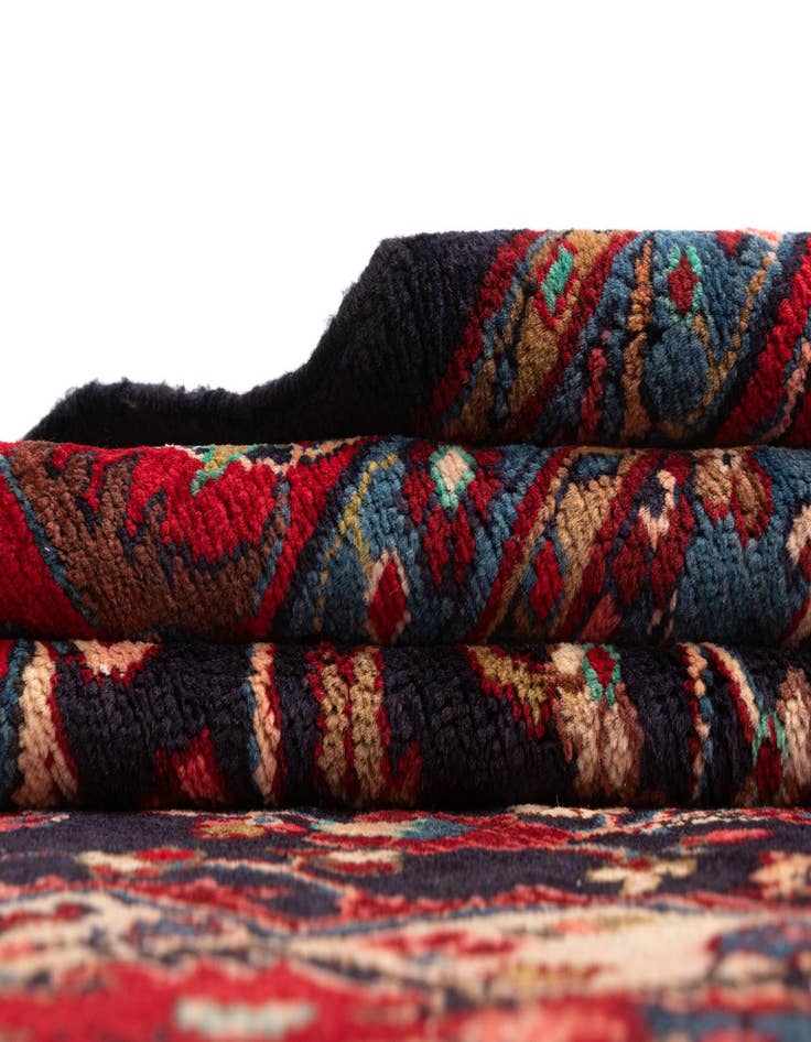 Detail image of  7' 3 x 9' 11 Hamedan Wool Rug