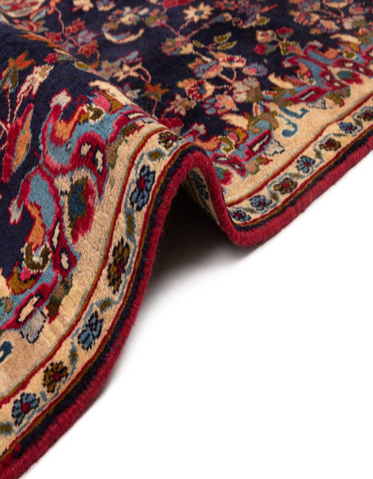 Detail image of  6' 11 x 10' Hamedan Wool Rug