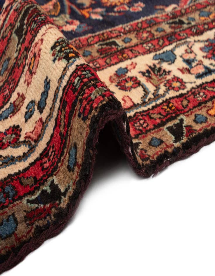 Detail image of  9' 7 x 12' 11 Hamedan Wool Rug