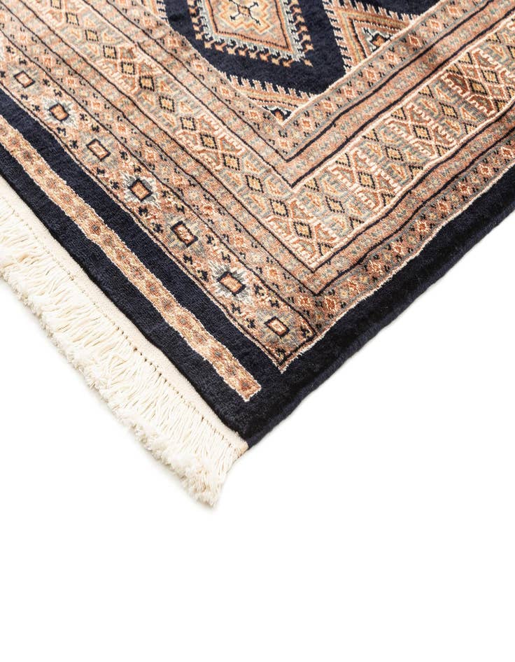 Detail image of  4' 8 x 6' 9 Karachi Royal Rug