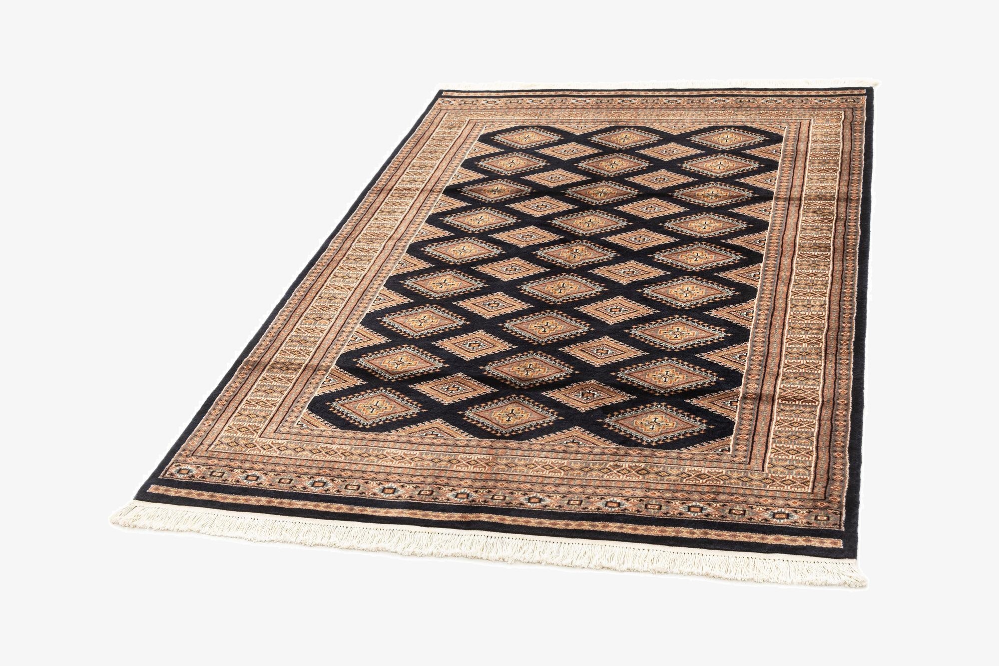  4' 8 x 6' 9 Karachi Royal Rug
