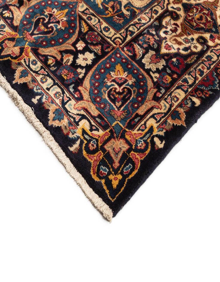 Detail image of  9' 9 x 12' 10 Kashan Wool Rug