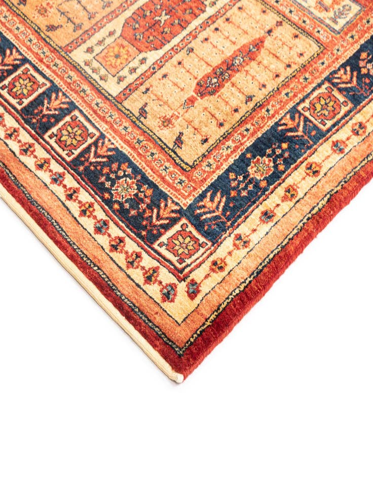 Detail image of  3' 5 x 5' 7 Kashkuli Wool Rug