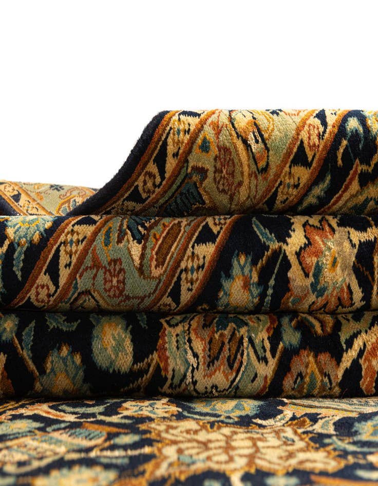 Detail image of  9' 2 x 13' 11 Kashmar Rug