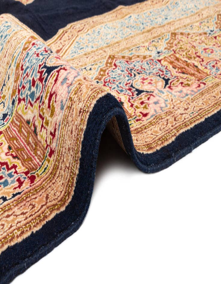 Detail image of  10' x 13' 3 Kerman Wool Rug