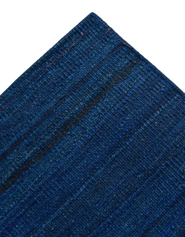 Detail image of 6' 10 x 9' 7 Hand Woven Kilim Modern Wool Rug