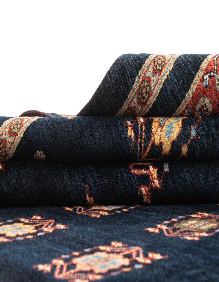 Detail image of  7' 10 x 9' 9  Hand Knotted Luribaft Rug