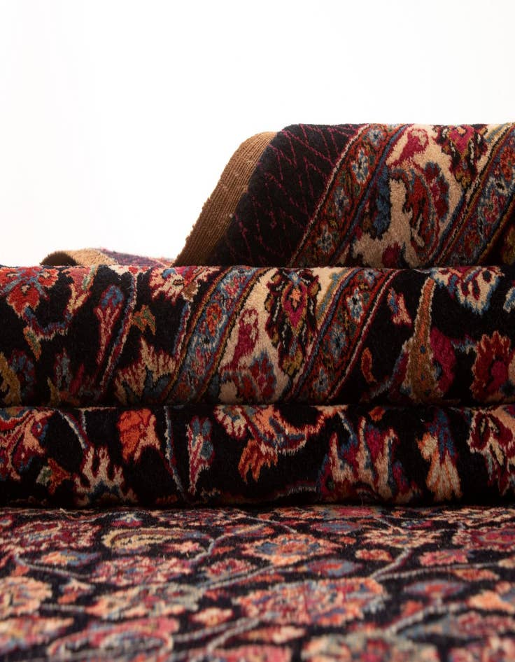 Detail image of  9' 8 x 13' Meshed Saber Rug