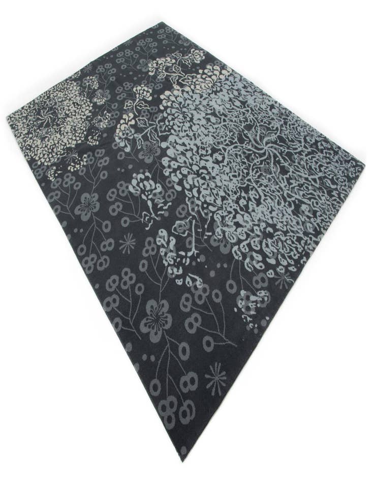 Detail image of  7' 5 x 10'  Hand Knotted Modern Himalaya Wool Rug