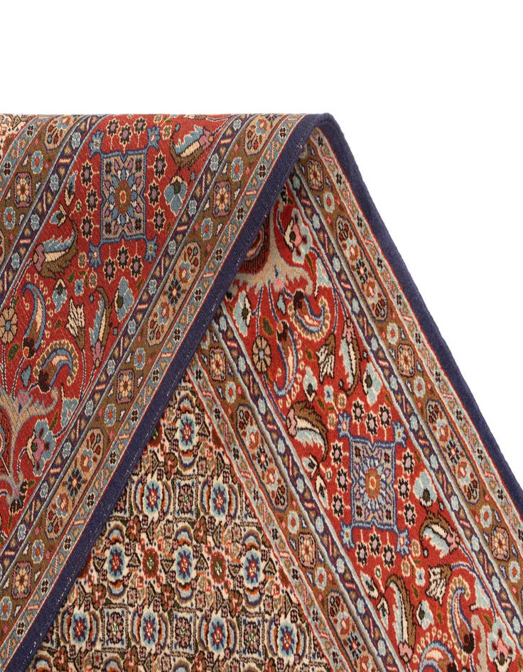 Detail image of  8' 8 x 11' 9 Mood Wool Rug