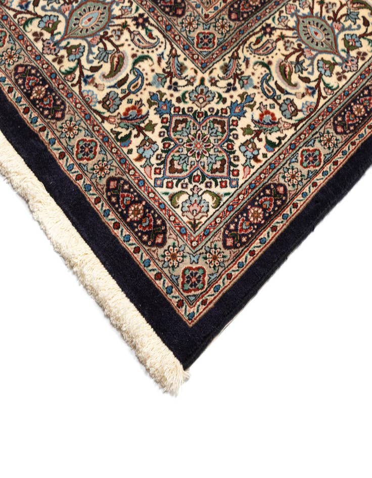 Detail image of  8' 2 x 11' 4 Mood Wool Rug