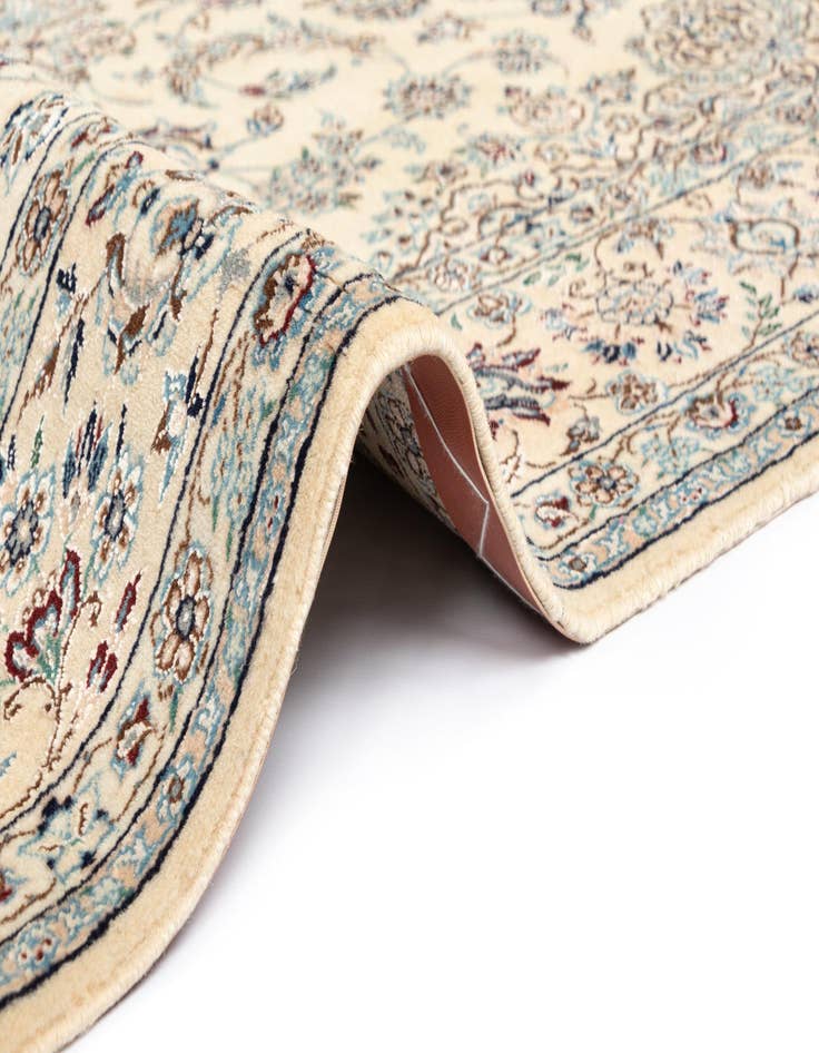 Detail image of  4' 7 x 7' 1 Nain Rug