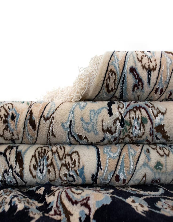 Detail image of  15' 6 x 21' 2  Hand Knotted Nain Persian Rug