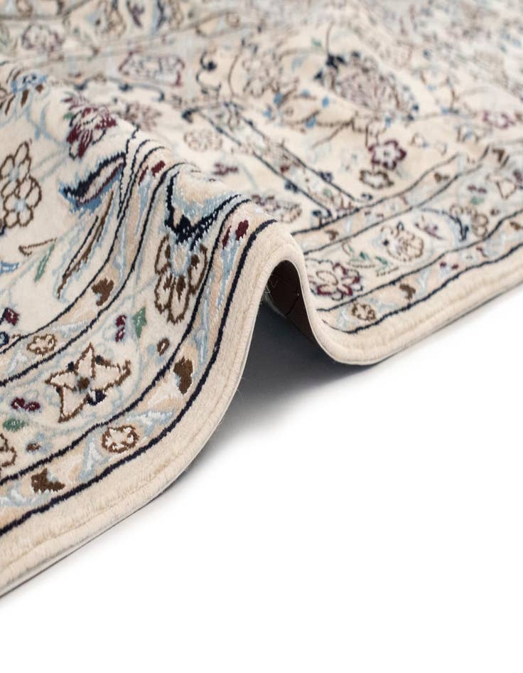 Detail image of  15' 6 x 21' 2  Hand Knotted Nain Persian Rug