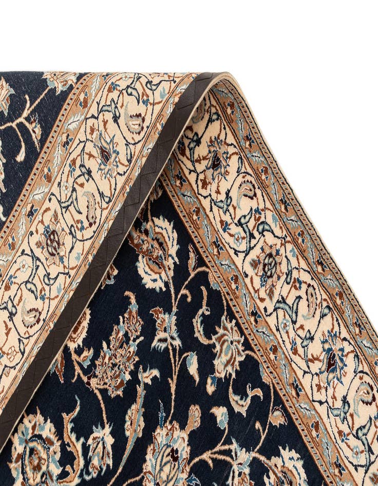 Detail image of  4' 4 x 6' 11  Hand Knotted Nain Rug