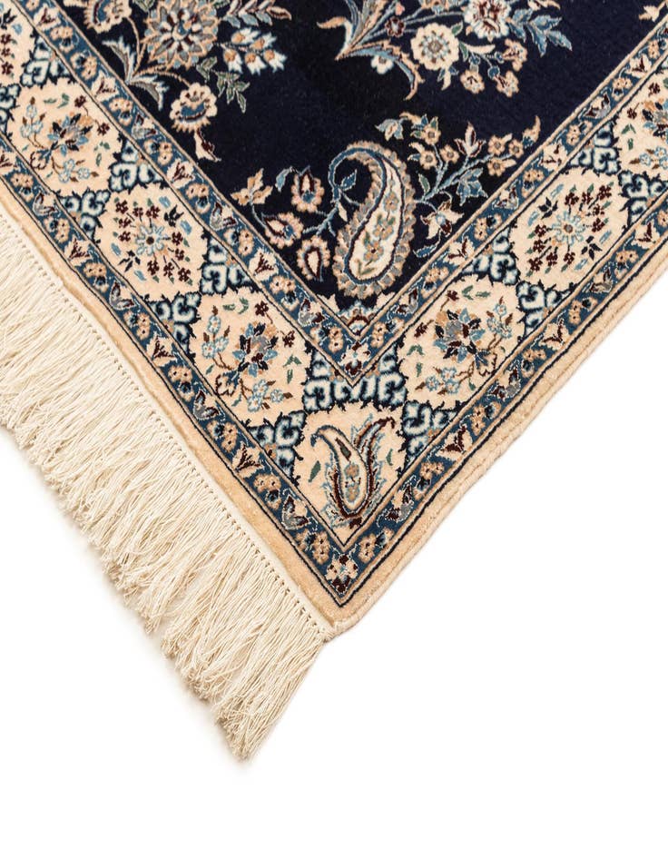 Detail image of  3' 2 x 4' 2  Hand Knotted Nain Rug