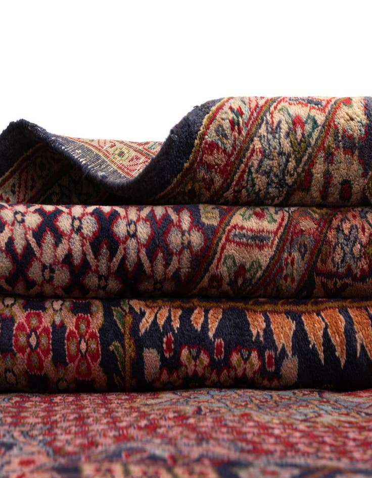 Detail image of  9' 7 x 13' 3 Najafabad Wool Rug