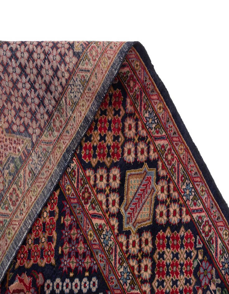 Detail image of  9' 7 x 13' 3 Najafabad Wool Rug