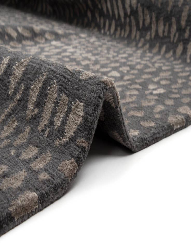 Detail image of  8' 7 x 12' Nepal Rug