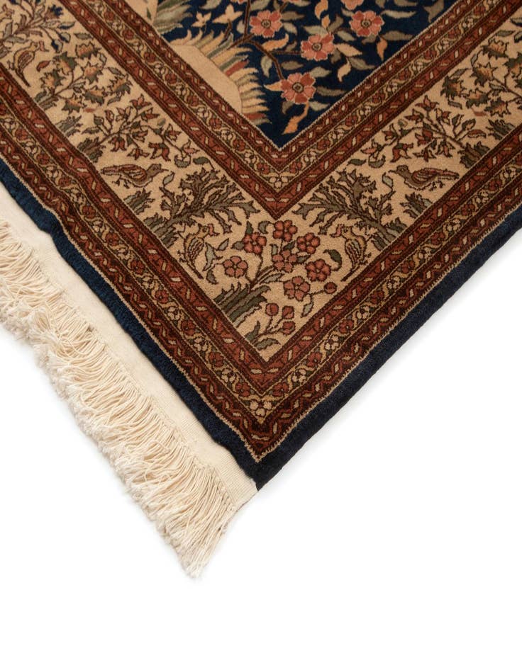 Detail image of  8' 1 x 10' 2 Peking Rug