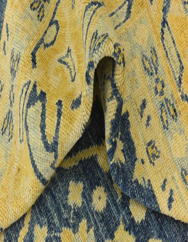 Detail image of  9' 6 x 12' 3  Hand Knotted Peshawar Ziegler Wool Rug