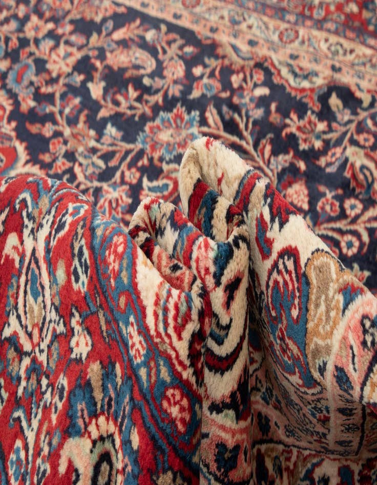 Detail image of  7' 1 x 9' 11  Hand Knotted Sarough Persian Wool Rug