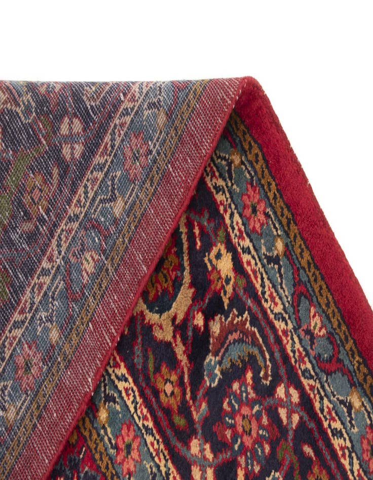 Detail image of  9' 11 x 13' 4 Sarough Wool Rug