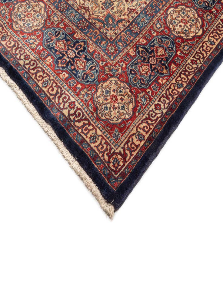 Detail image of  8' 11 x 11' 11 Sarouk Wool Rug