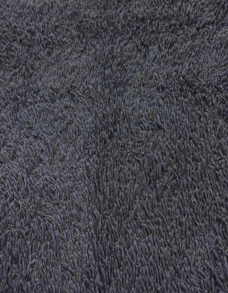 Detail image of  5' 6 x 7' 6 Solid Shag Rug