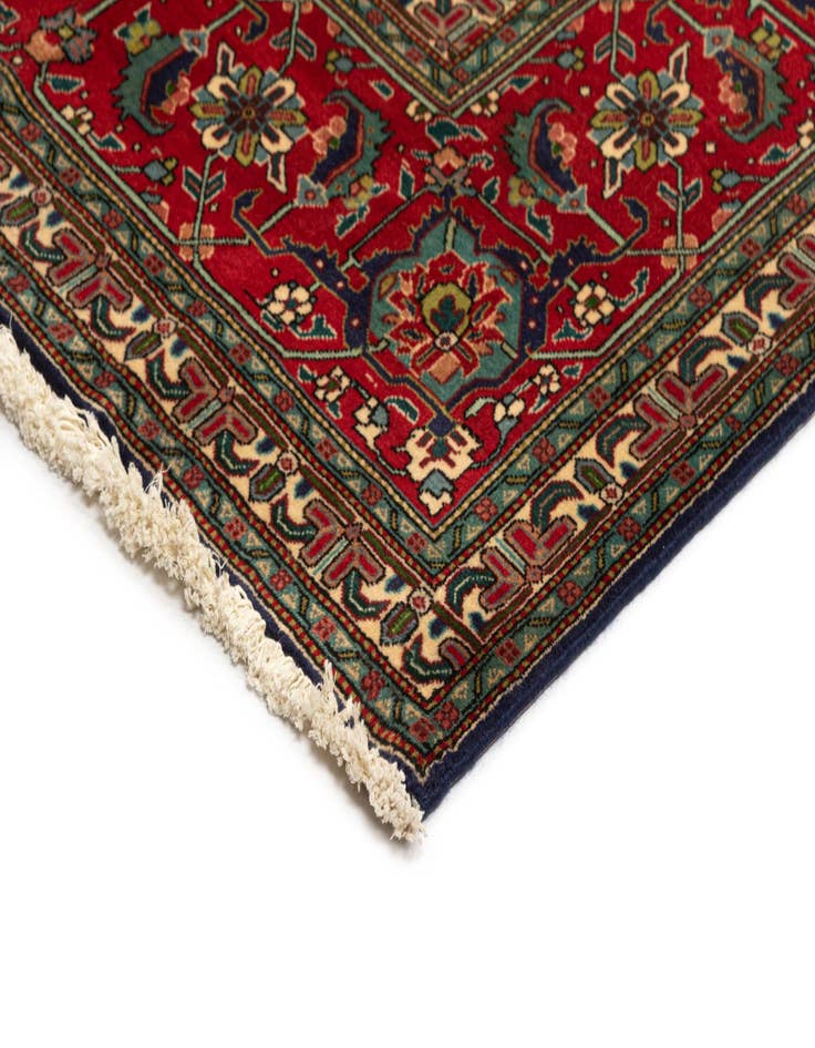 Detail image of  10' x 13' 1 Tabriz Mahi Rug