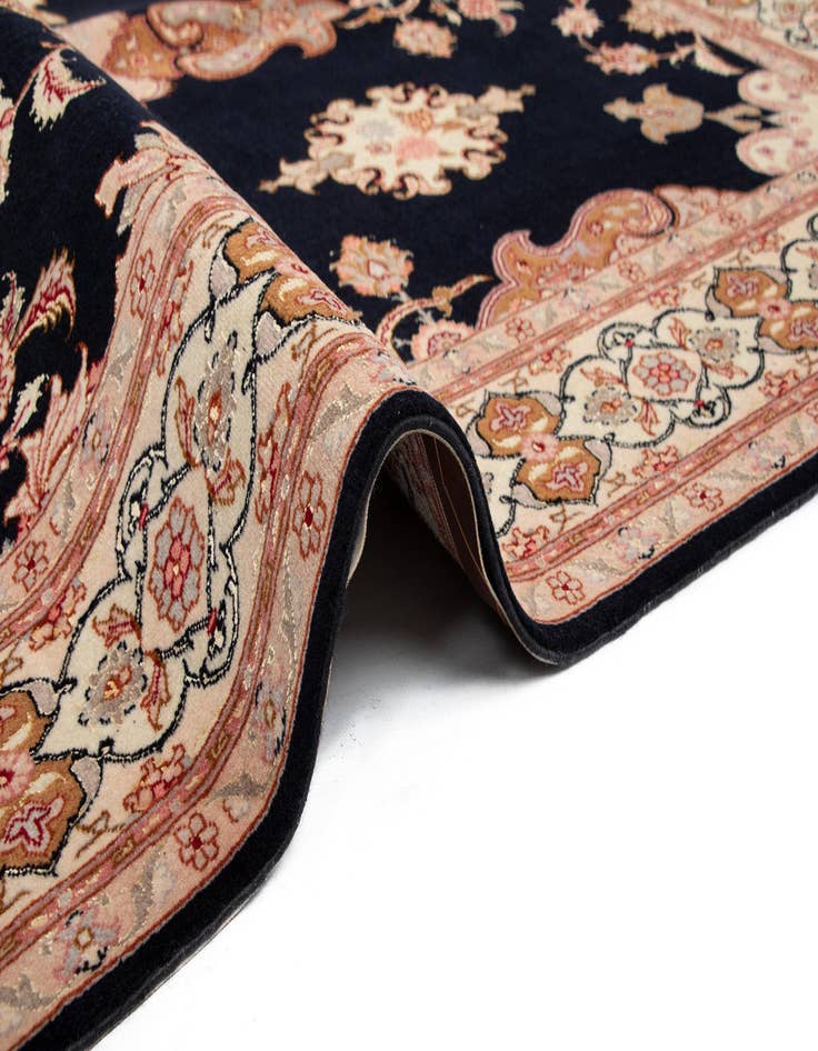 Detail image of  5' x 6' 11 Tabriz Rug