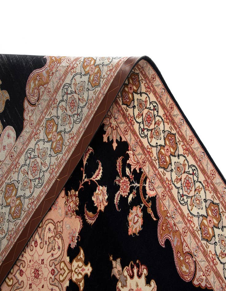 Detail image of  5' x 6' 11 Tabriz Rug