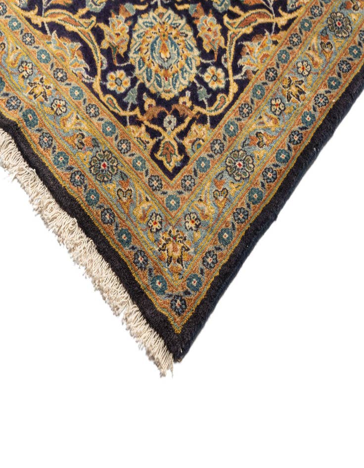 Detail image of  9' 11 x 13' Tabriz Wool Rug