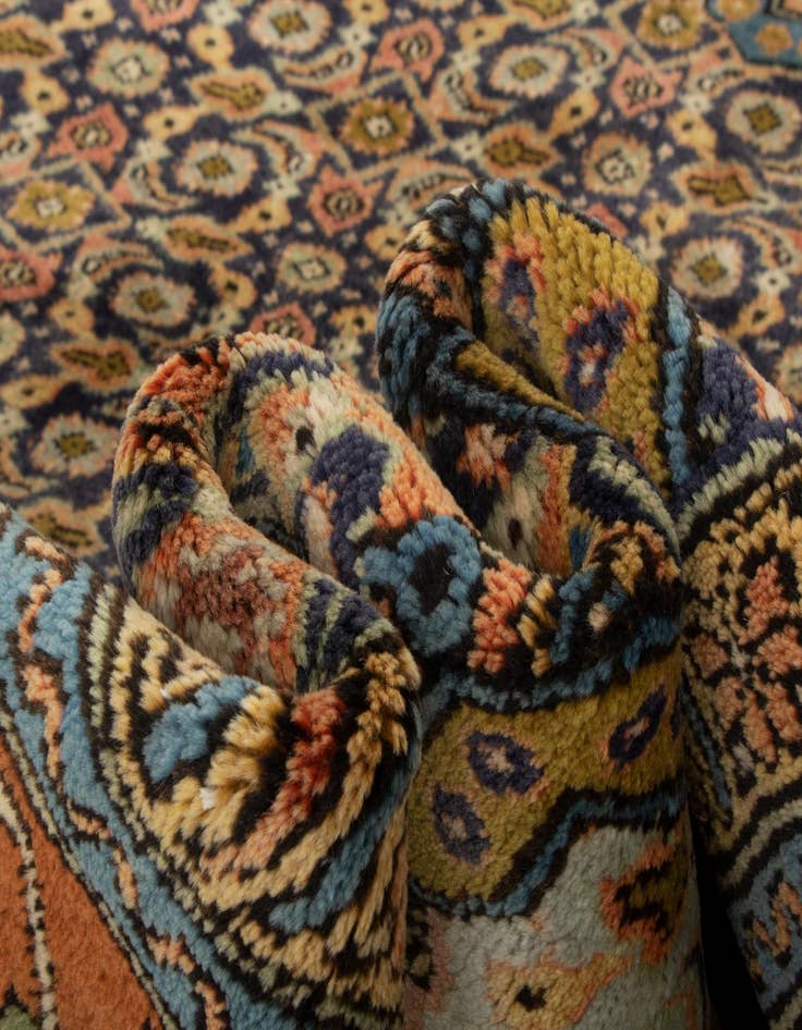 Detail image of  6' 9 x 9' 1  Hand Knotted Tabriz Persian Wool Rug