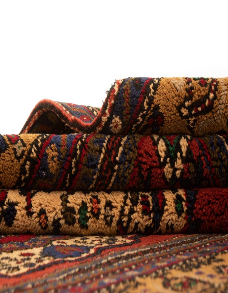 Detail image of  3' 6 x 6' 9 Tashpinar Rug