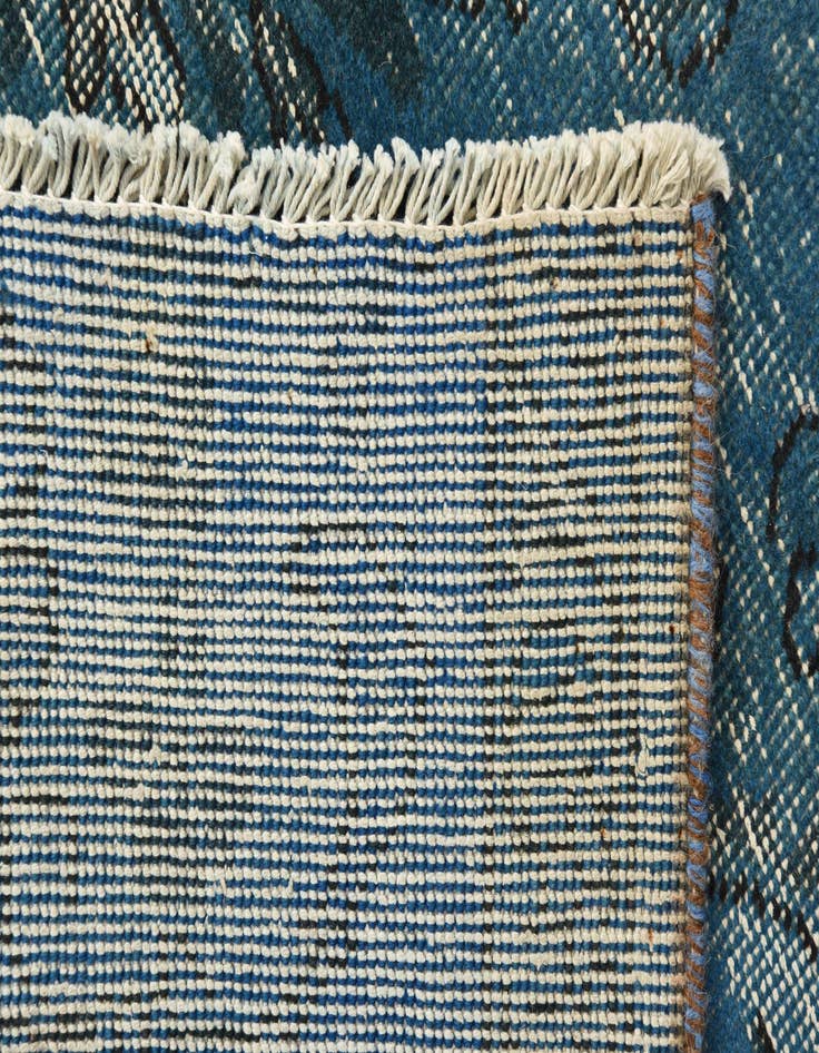 Detail image of  8' 1 x 9' 5  Hand Knotted Ultra Vintage Persian Wool Rug