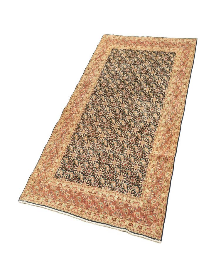 Detail image of  5' 1 x 8' Vintage Royal Rug