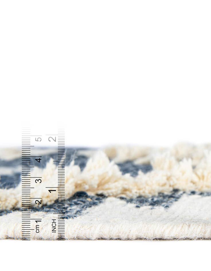 Detail image of  2' 2 x 8' 2  Hand Woven Arizona Wool Runner Rug