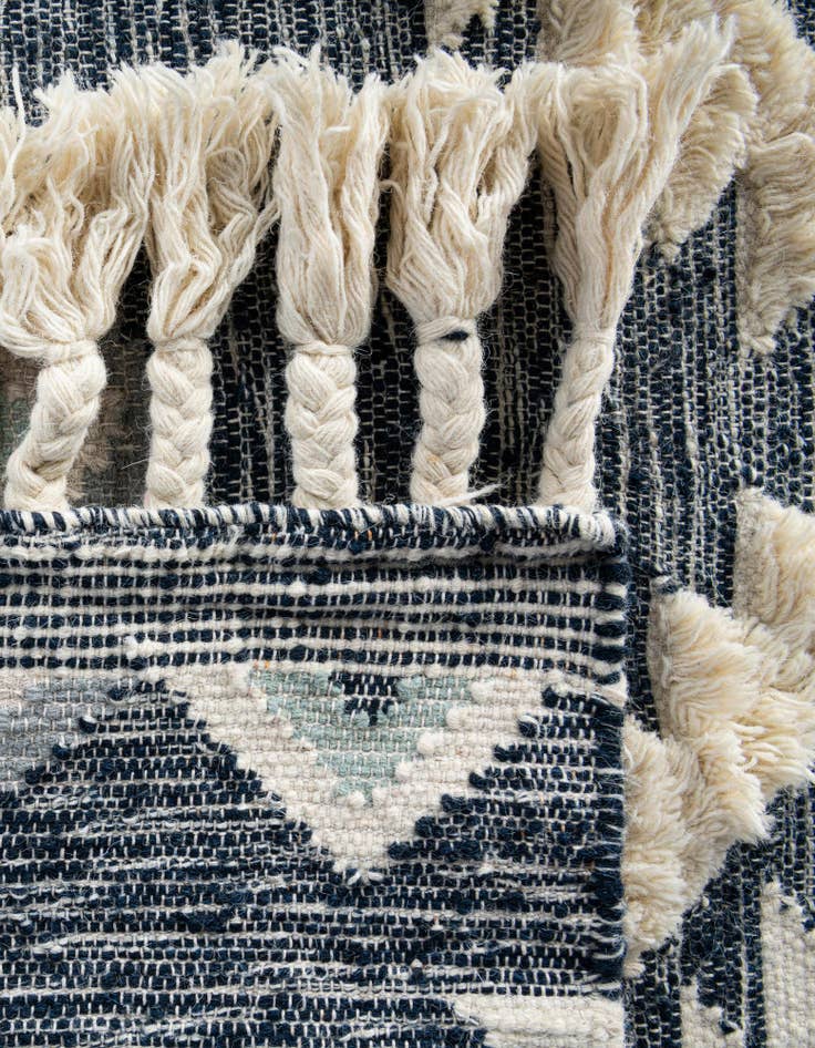 Detail image of  2' 2 x 8' 2  Hand Woven Arizona Wool Runner Rug