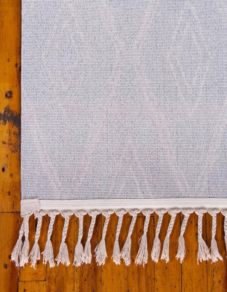 Detail image of  2' 4 x 6' Artemis Runner Rug